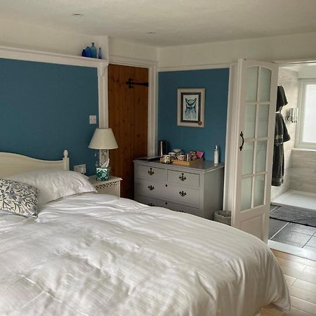 הלסטון Higher Trenear Farm B&B חדר תמונה